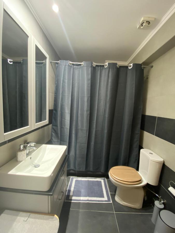 Little John Luxury Apartment Piraeus Exterior photo